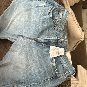 Low rise straight jeans